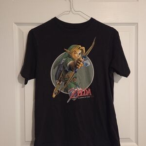 Hot Topic Black Zelda Graphic T-Shirt